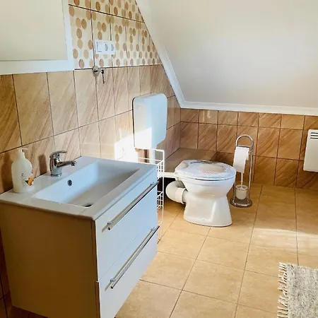 Betti Hébergement de vacances Balatonkeresztúr